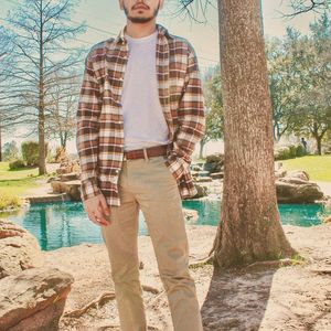 Meet your Posher, Mirza